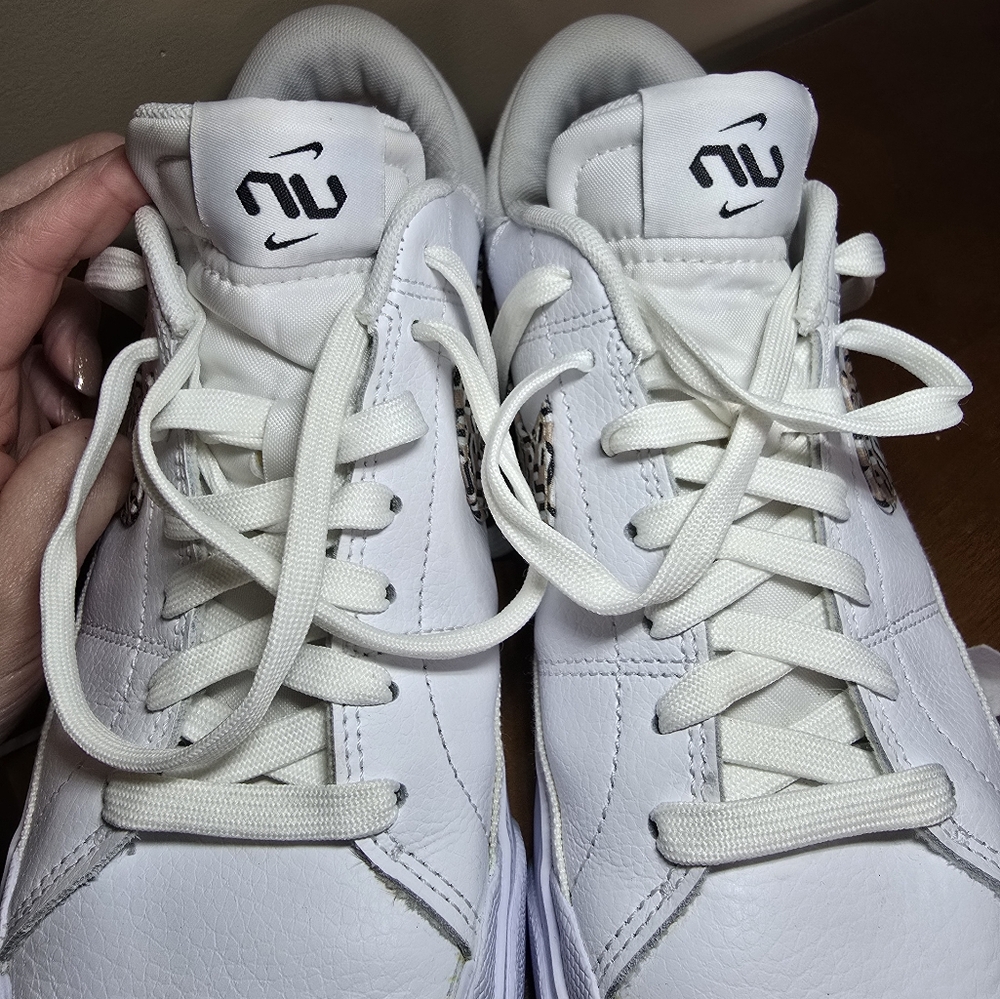 Nike Wmns 8.5 Court Legacy Lift Sneakers - Picture 10 of 13